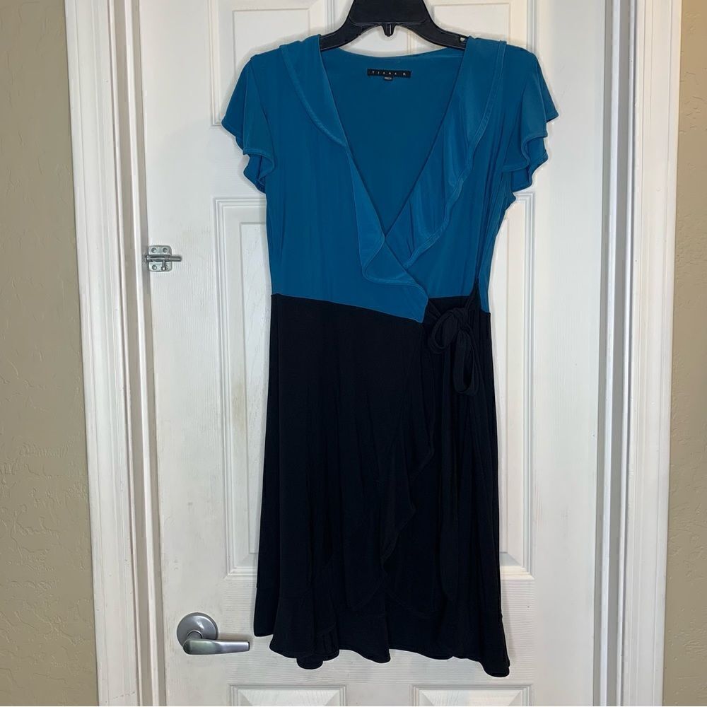 Tiana B. Blue/Black Wrap Dress Size Small Ruffle Nevkline